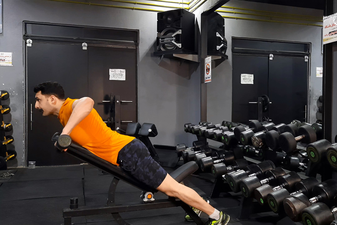 سرشانه پشت دمبل نشر خم آرنج خم خوابیده