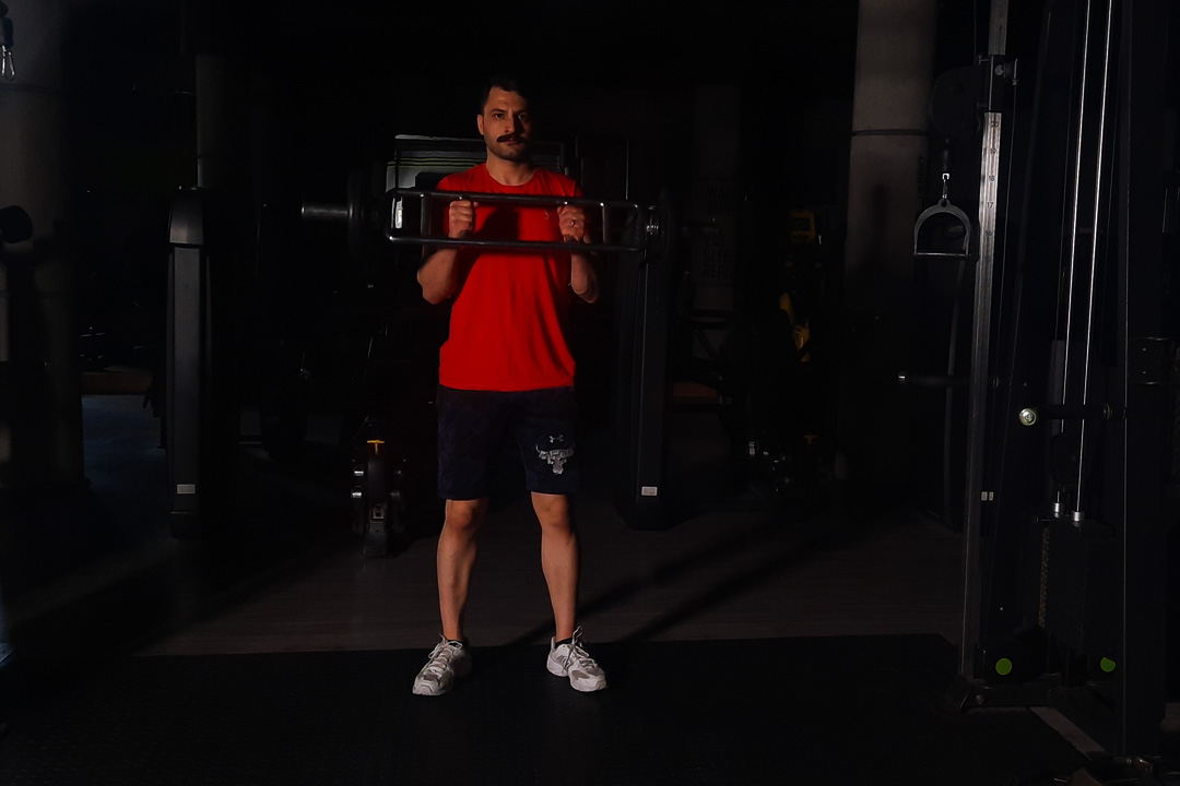 جلو بازو هالتر چکشی