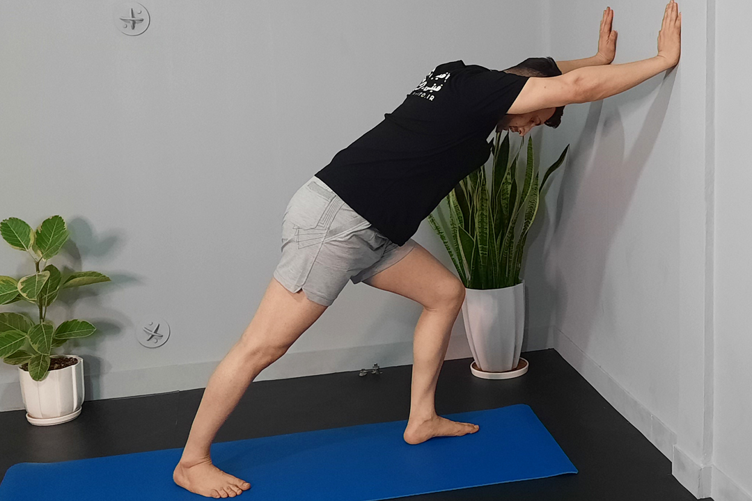 کشش دوقلو داخلی حالت لانجز با حمایت دیوار