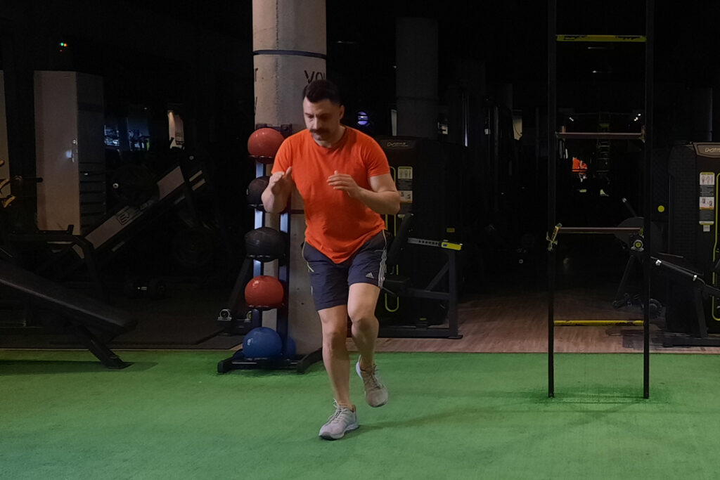 پرش جانبی با فرود تک پا