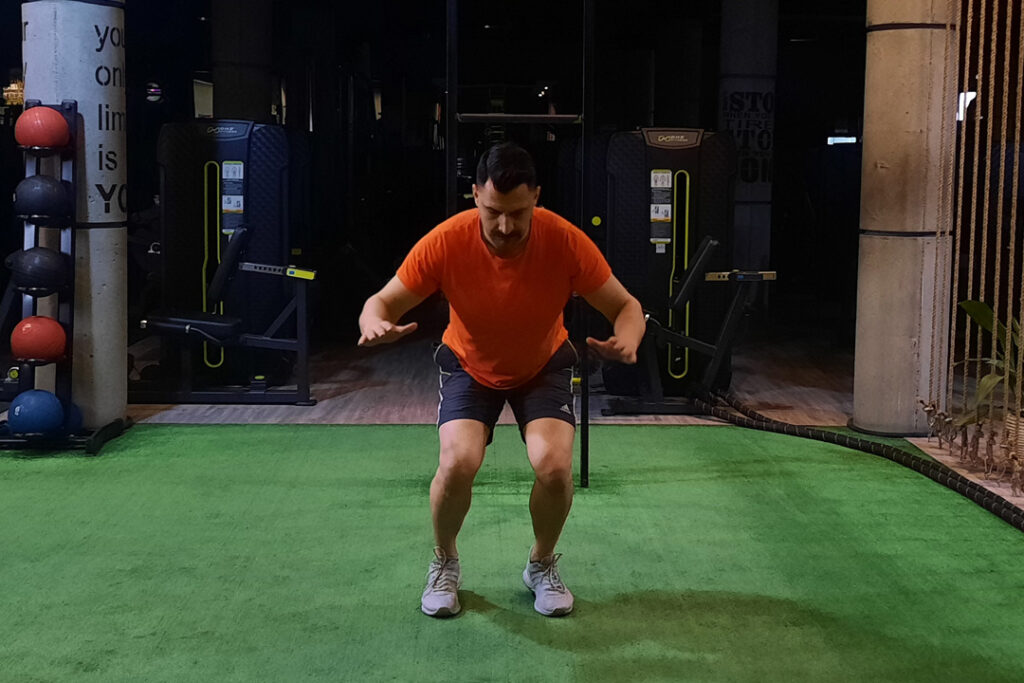 اسکوات پرش طول