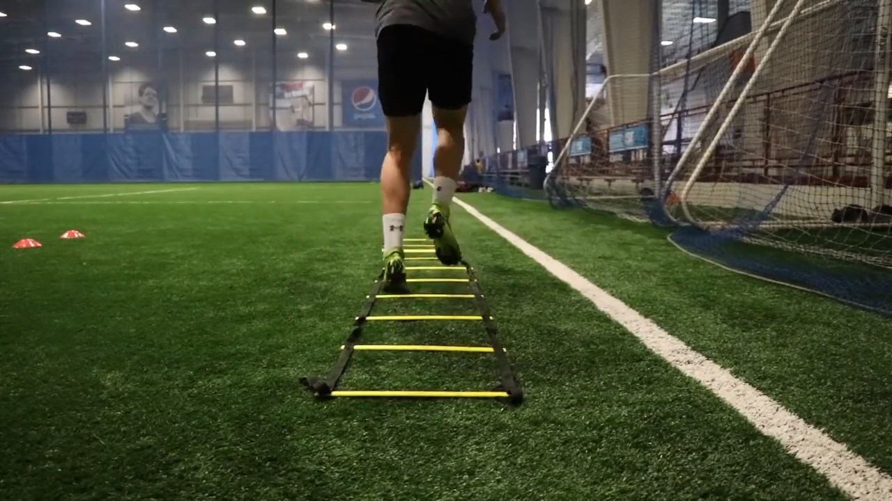 نردبان چابکی دو گام به جلو